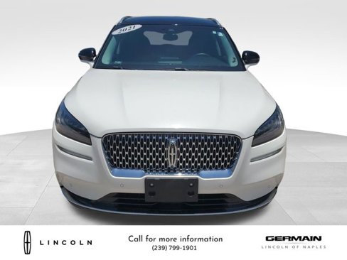 Used 2021 Lincoln Corsair Reserve w/ Equipment Group 201A image 2
