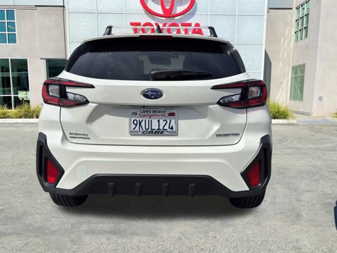Used 2024 Subaru Crosstrek 2.0i image 8