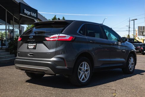 Used 2022 Ford Edge SEL image 8