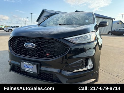 Used 2019 Ford Edge ST image 1