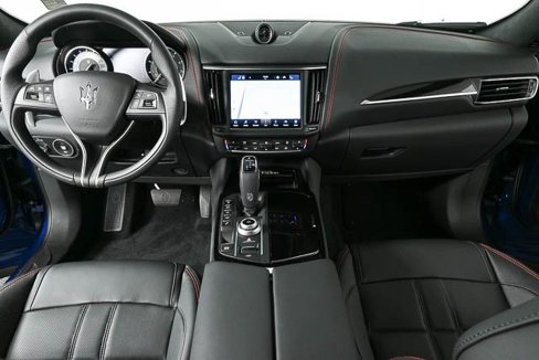 New 2024 Maserati Levante GT Ultima image 18