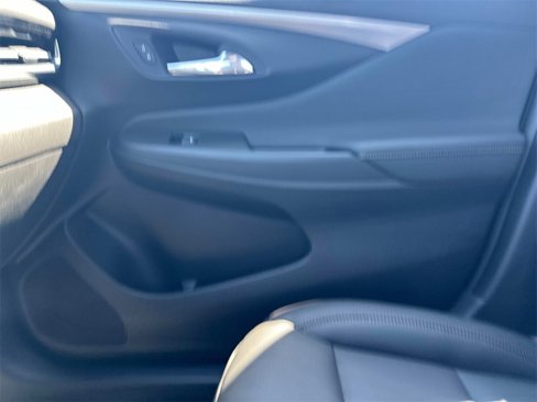 New 2025 Buick Envista Avenir image 22
