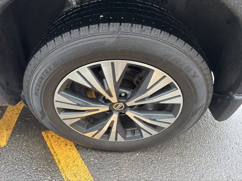 Certified 2021 Nissan Rogue SV image 20