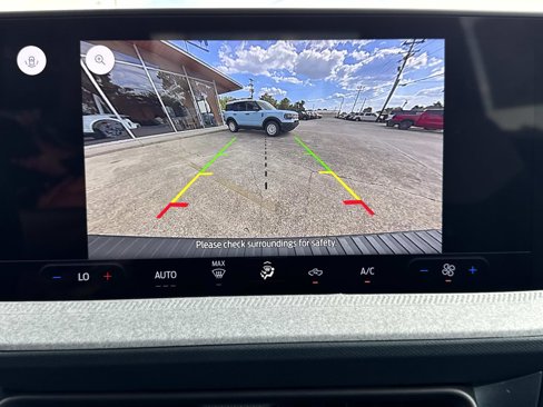New 2025 Ford Maverick XLT image 12