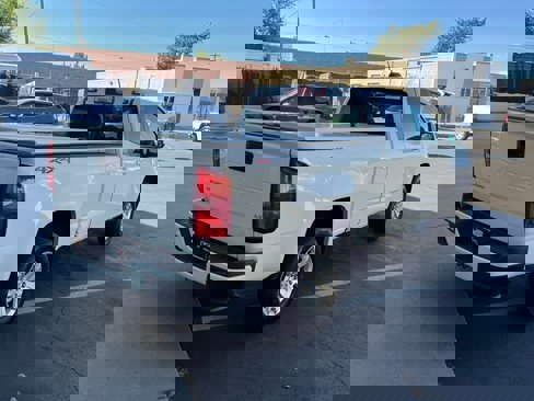 Used 2022 Chevrolet Colorado LT w/ Fleet Safety Package image 8