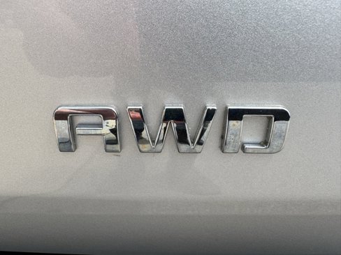 Used 2020 Chevrolet Traverse LS image 45