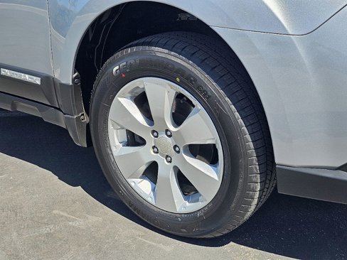 Used 2012 Subaru Outback 2.5i image 7