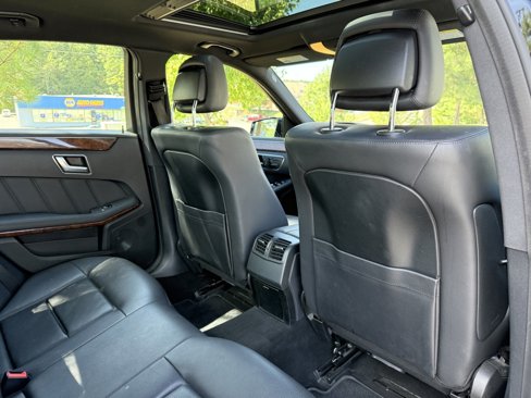 Used 2012 Mercedes-Benz E 350 4MATIC Sedan image 40