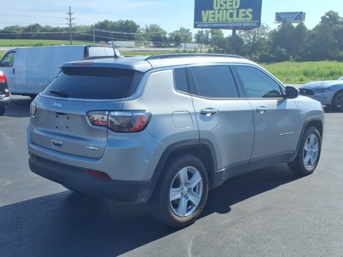 Used 2022 Jeep Compass Latitude image 23