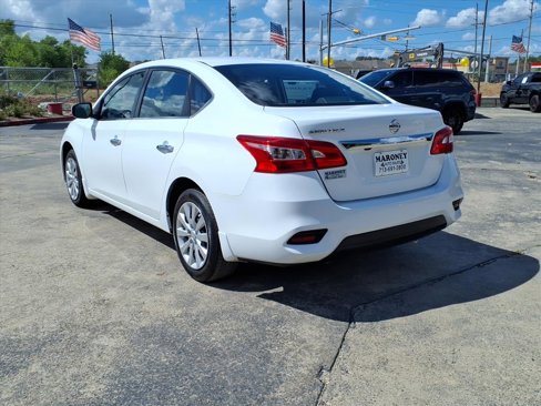Used 2019 Nissan Sentra S image 8