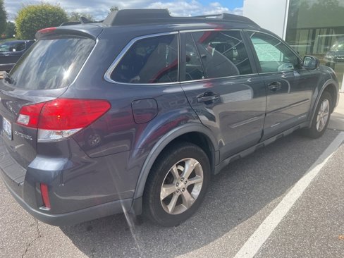 Used 2014 Subaru Outback 2.5i Limited w/ Moonroof Package image 3