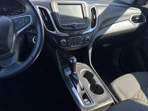 Used 2018 Chevrolet Equinox LT image 11