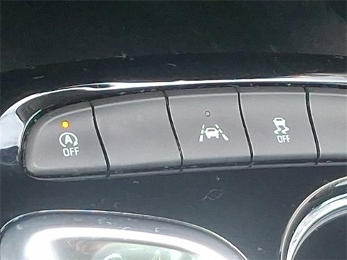 Certified 2022 Buick Encore GX Select image 26
