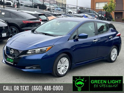 Used 2025 Nissan Leaf S image 1