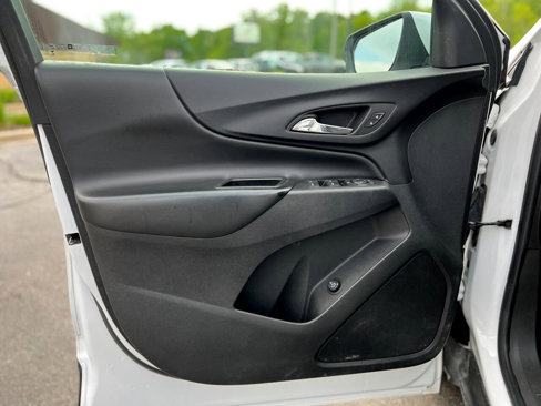 Used 2022 Chevrolet Equinox LT image 13