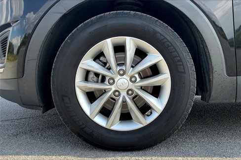 Used 2016 Kia Sorento LX image 10