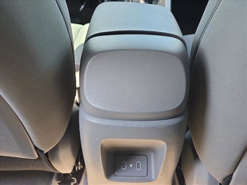 Used 2024 Hyundai Elantra SEL w/ Convenience Package image 17