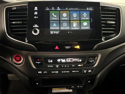 Used 2021 Honda Pilot Special Edition image 17