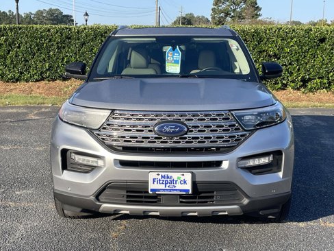Used 2020 Ford Explorer Limited w/ Class III Trailer Tow Package image 8