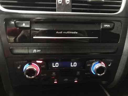 Used 2016 Audi A4 Premium w/ Audi MMI Navigation Plus image 29