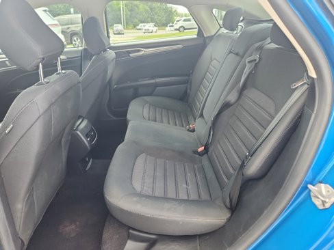 Used 2020 Ford Fusion SE image 13