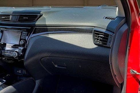 Used 2019 Nissan Rogue Sport SL image 17