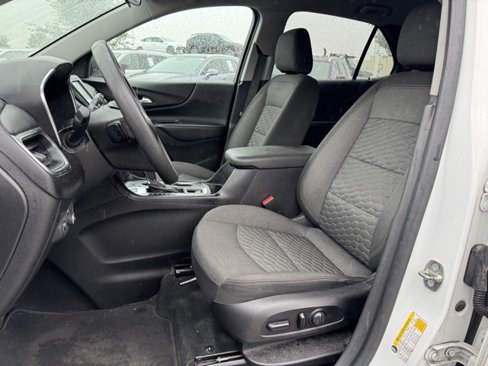 Used 2018 Chevrolet Equinox LT image 10