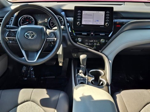 Used 2022 Toyota Camry LE image 16