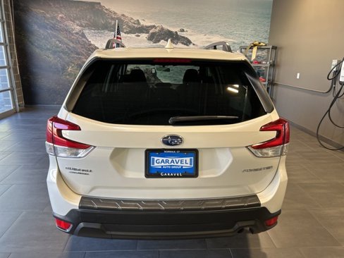 Used 2021 Subaru Forester Premium image 30