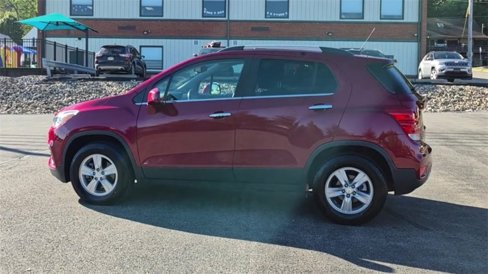 Used 2018 Chevrolet Trax LT w/ LT Convenience Package image 7