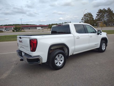 Used 2022 GMC Sierra 1500 SLE image 5
