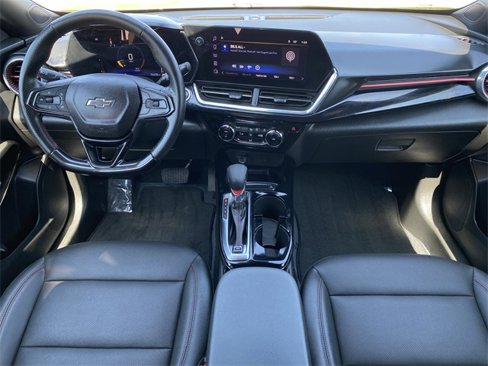 Used 2024 Chevrolet Trax RS w/ Sunroof Package image 14