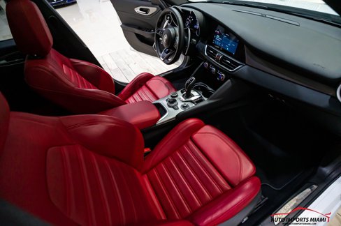 Used 2022 Alfa Romeo Giulia Veloce image 52