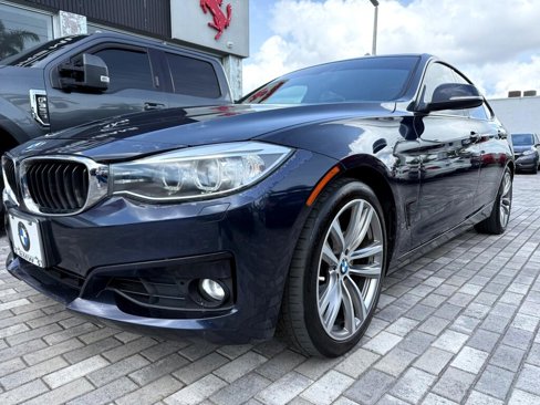 Used 2016 BMW 328i Gran Turismo xDrive image 3