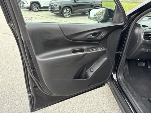 Used 2023 Chevrolet Equinox LT image 10