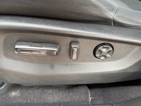 Used 2017 Honda CR-V EX image 19