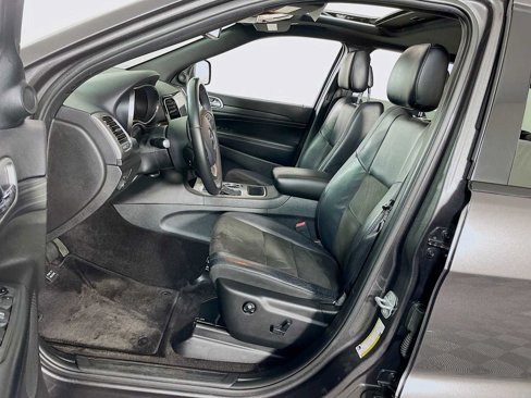 Used 2019 Jeep Grand Cherokee Altitude image 19
