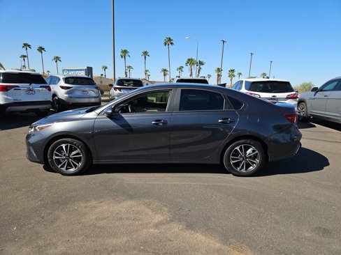 Used 2023 Kia Forte LXS image 9