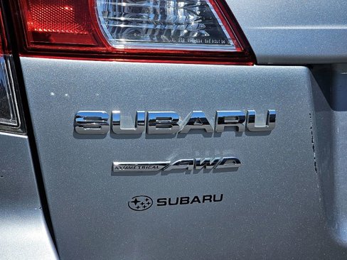 Used 2012 Subaru Outback 2.5i image 11