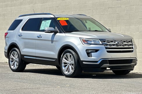 Used 2019 Ford Explorer Limited w/ Class III Trailer Tow Package image 1