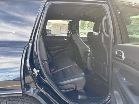 Used 2020 Jeep Grand Cherokee Altitude image 39