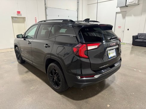 Used 2023 GMC Terrain AT4 image 7