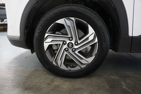Used 2023 Hyundai Santa Fe SEL image 12