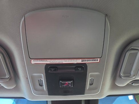 Used 2020 Toyota Camry SE image 27