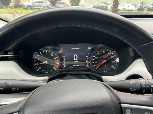 Used 2022 Jeep Compass Limited image 24