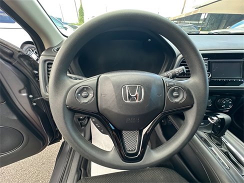 Used 2018 Honda HR-V LX image 10
