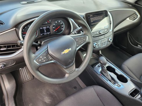 Used 2024 Chevrolet Malibu LT image 8