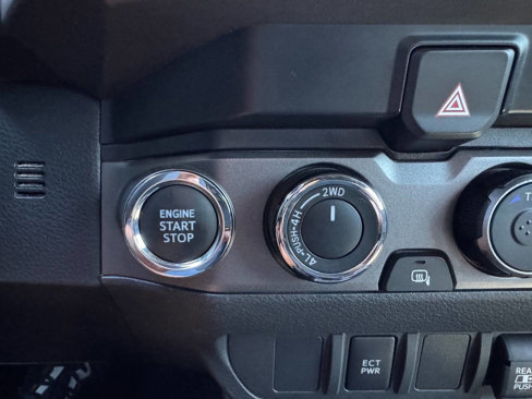 Used 2023 Toyota Tacoma TRD Off-Road image 24