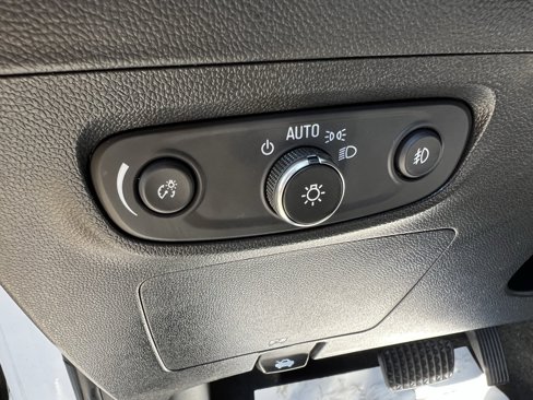 Used 2023 Buick Encore GX Preferred w/ Cold Weather Comfort Package image 29
