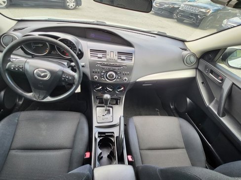 Used 2012 MAZDA MAZDA3 i Touring image 15